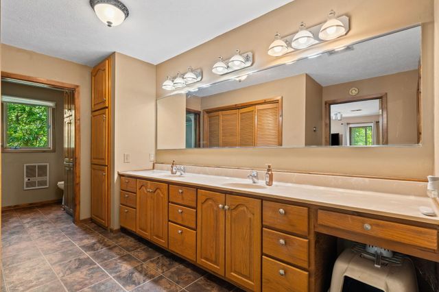 112 Bobcat Court, Forsyth, MO 65653