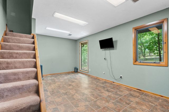 112 Bobcat Court, Forsyth, MO 65653
