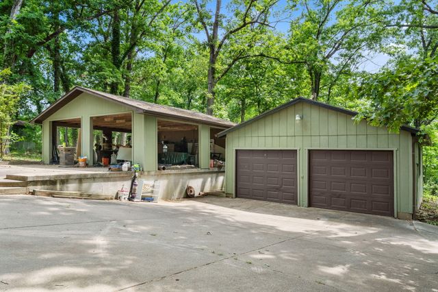 112 Bobcat Court, Forsyth, MO 65653