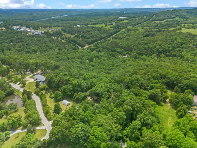 112 Bobcat Court, Forsyth, MO 65653