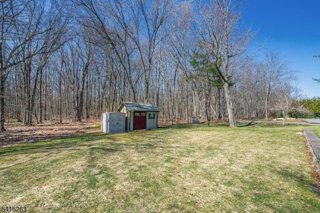 80 Toby Dr, Roxbury Twp., NJ 07876