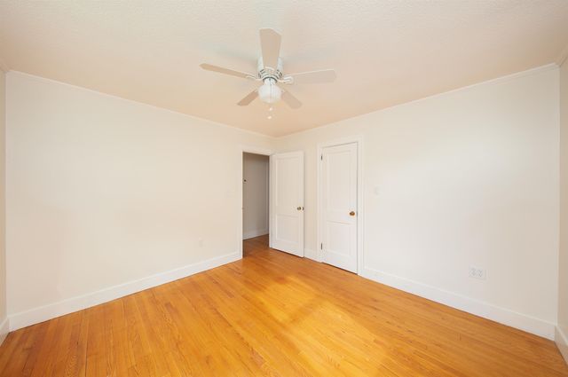 32 Marlboro Avenue, Brattleboro, VT 05301