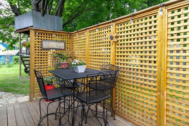 32 Marlboro Avenue, Brattleboro, VT 05301