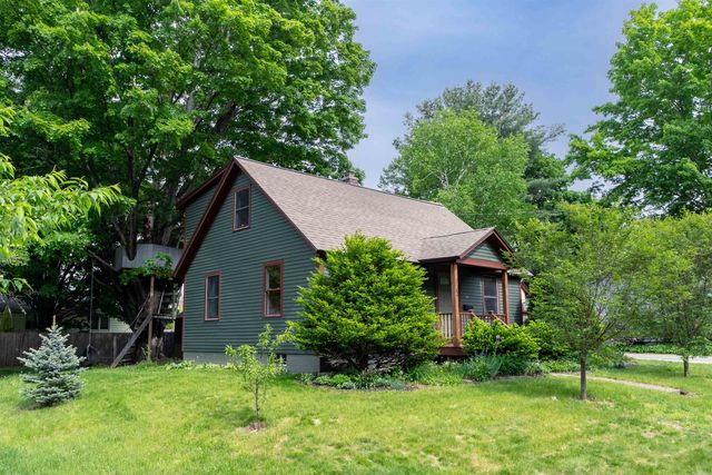 32 Marlboro Avenue, Brattleboro, VT 05301