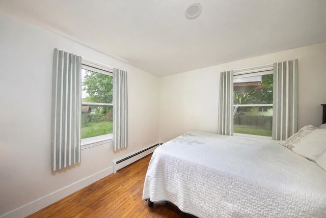 32 Marlboro Avenue, Brattleboro, VT 05301