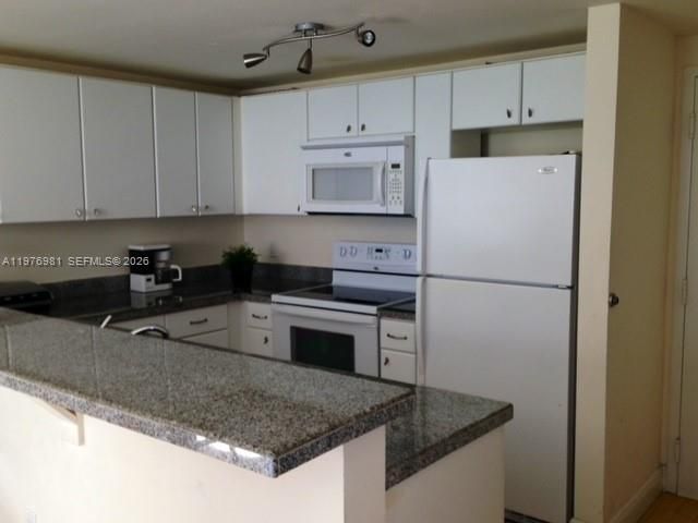 2740 SW 28th Terrace 304, Miami, FL 33133
