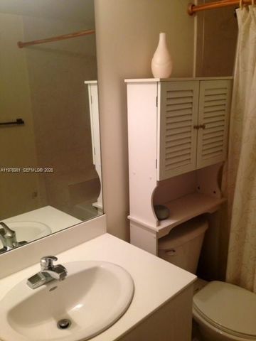 2740 SW 28th Terrace 304, Miami, FL 33133