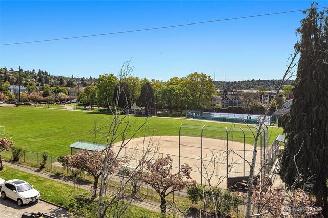 974 NW 54th Street, Seattle, WA 98107