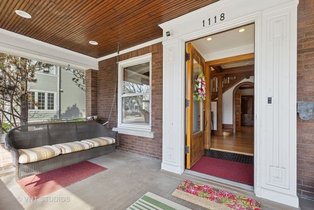 1118 Forest Avenue, Wilmette, IL 60091