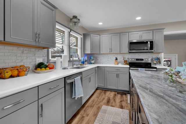 52 Hotel Rd, Flintville, TN 37335