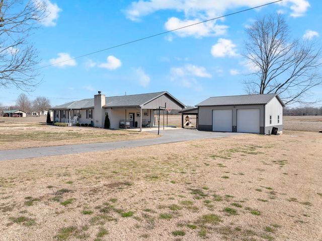 52 Hotel Rd, Flintville, TN 37335