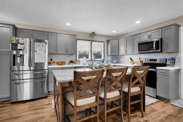 52 Hotel Rd, Flintville, TN 37335