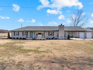 52 Hotel Rd, Flintville, TN 37335
