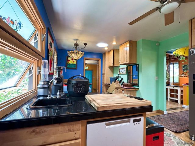 516 S Overland Trail, Fort Collins, CO 80521