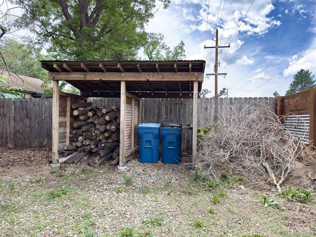 516 S Overland Trail, Fort Collins, CO 80521