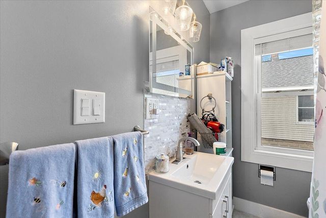1103 Franklin Avenue, Grand Haven, MI 49417