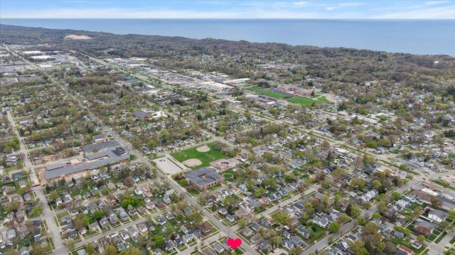 1103 Franklin Avenue, Grand Haven, MI 49417