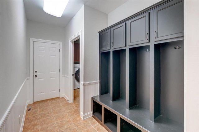 1406 Emerald Court, Waunakee, WI 53597