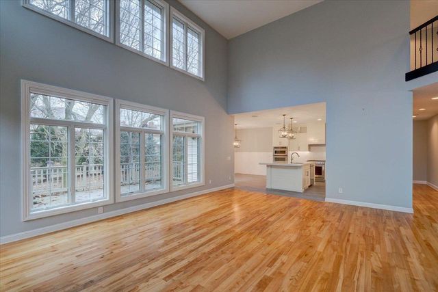 1406 Emerald Court, Waunakee, WI 53597