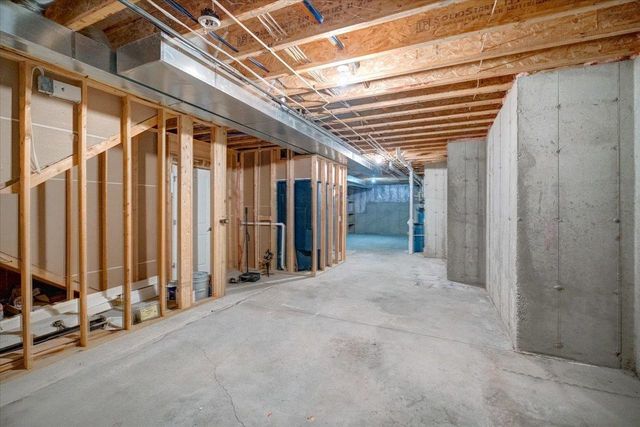 1406 Emerald Court, Waunakee, WI 53597