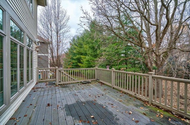 1406 Emerald Court, Waunakee, WI 53597