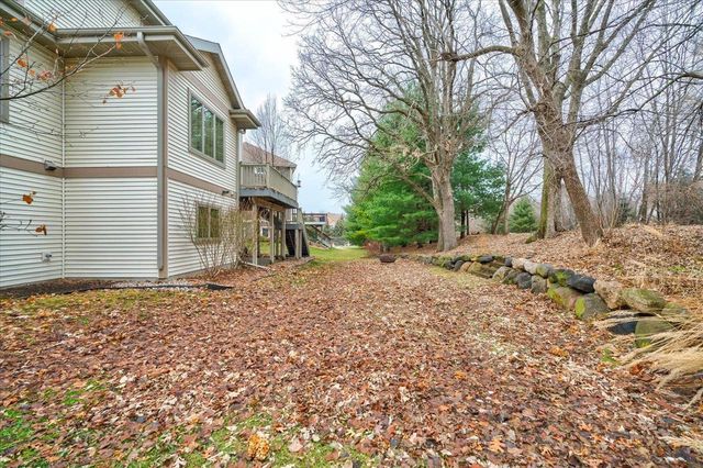 1406 Emerald Court, Waunakee, WI 53597