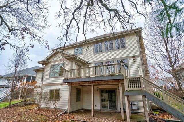 1406 Emerald Court, Waunakee, WI 53597