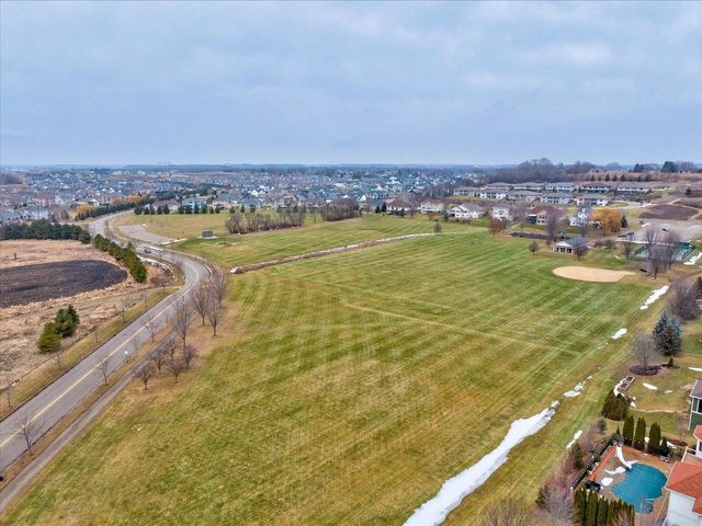 1406 Emerald Court, Waunakee, WI 53597