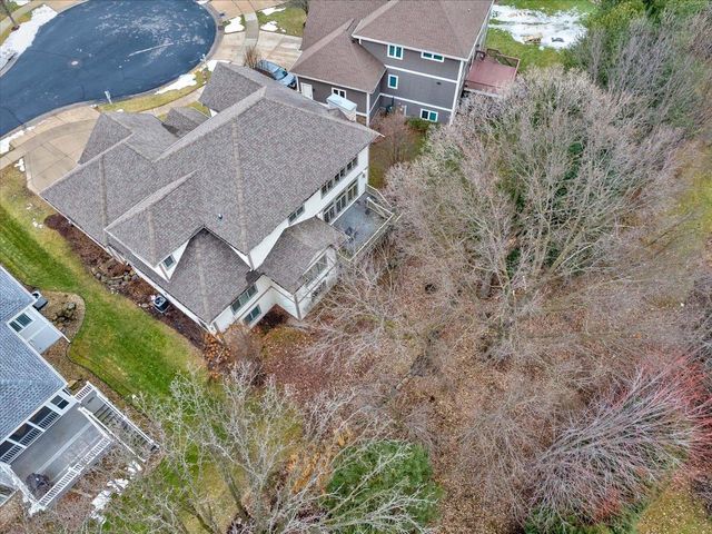 1406 Emerald Court, Waunakee, WI 53597