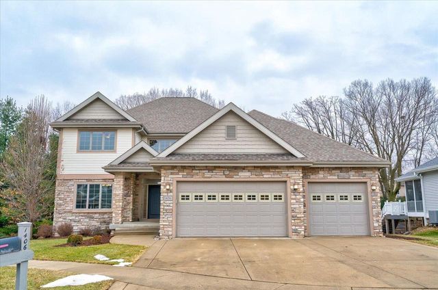 1406 Emerald Court, Waunakee, WI 53597
