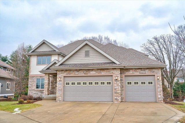 1406 Emerald Court, Waunakee, WI 53597