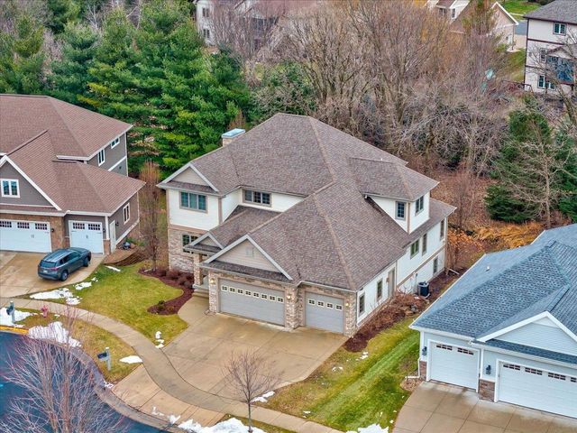 1406 Emerald Court, Waunakee, WI 53597