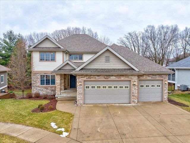 1406 Emerald Court, Waunakee, WI 53597