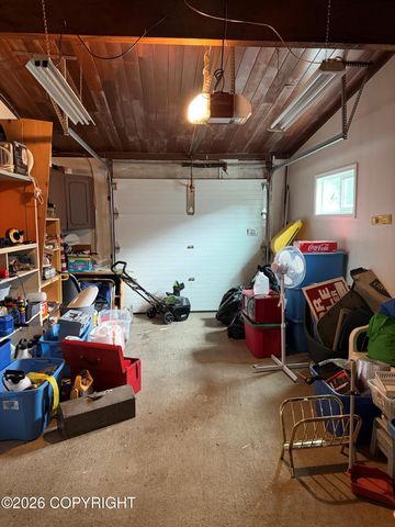 1746 Kuskokwim Street, Anchorage, AK 99508