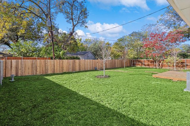 6912 Clemson Drive, Dallas, TX 75214