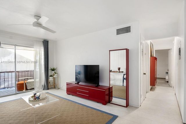 8701 SW 141st Street L5, Palmetto Bay, FL 33176
