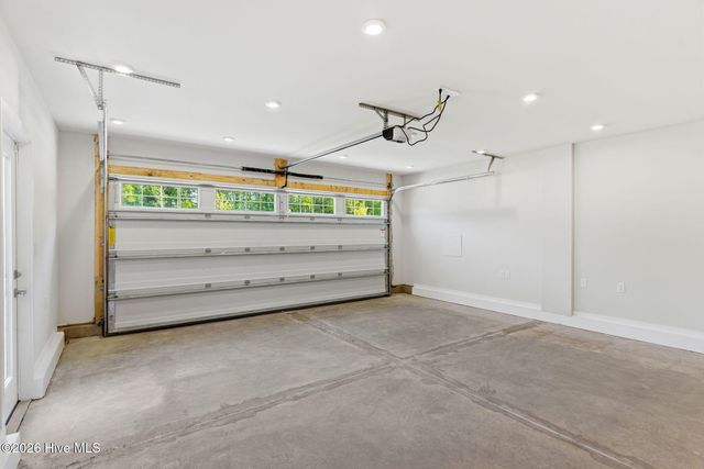 1123 Middle Crest Drive NE, Bolivia, NC 28422