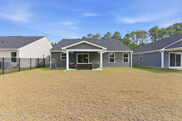 1123 Middle Crest Drive NE, Bolivia, NC 28422