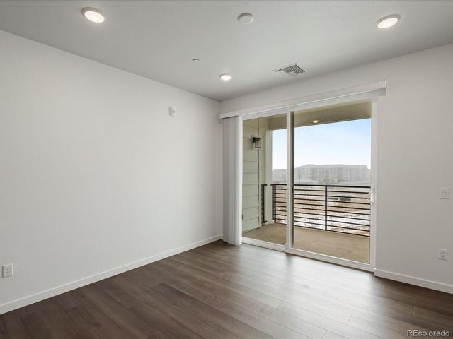 6153 N Ceylon Street 304, Denver, CO 80249