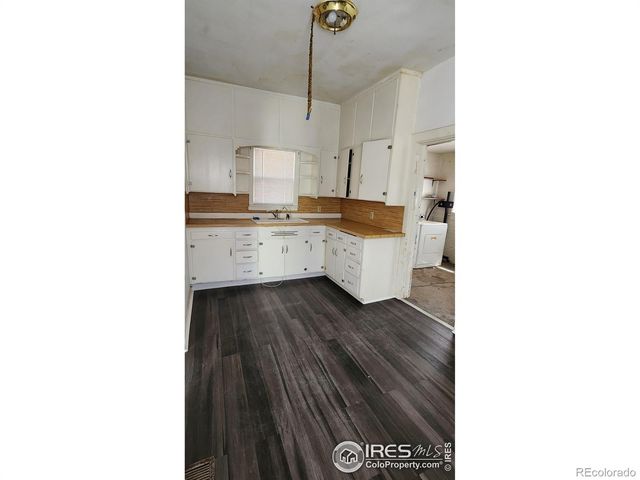 303 S 2nd Street, Sterling, CO 80751