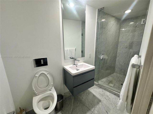 801 S Miami Ave 2804, Miami, FL 33130
