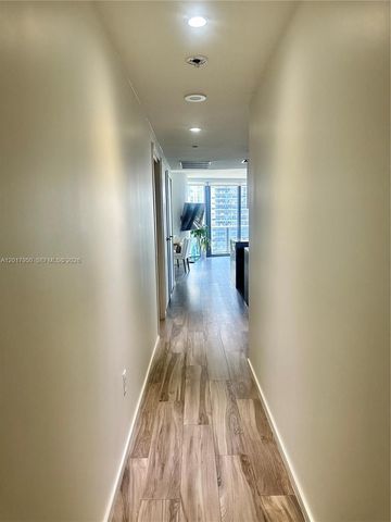 801 S Miami Ave 2804, Miami, FL 33130