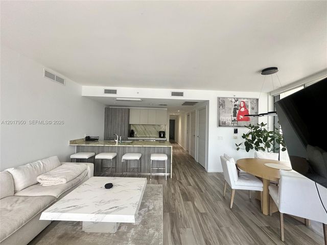 801 S Miami Ave 2804, Miami, FL 33130
