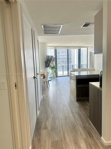 801 S Miami Ave 2804, Miami, FL 33130