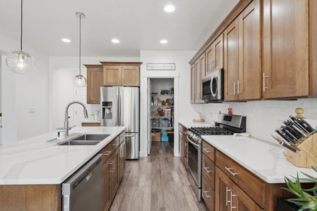 576 N 1980 E, Spanish Fork, UT 84660