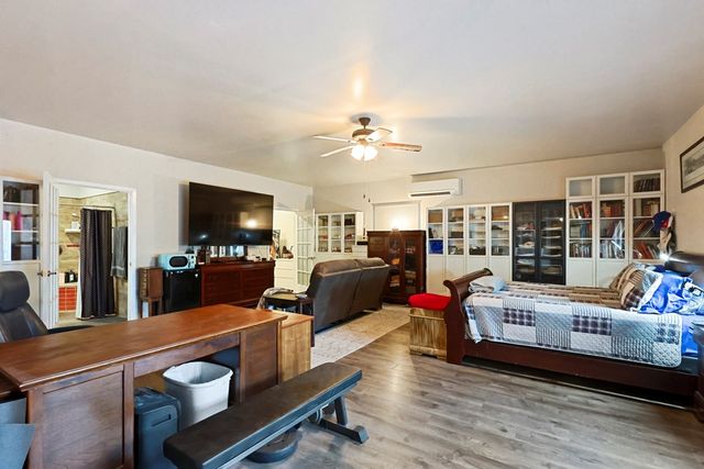 701 E Sul Ross, Alpine, TX 79830