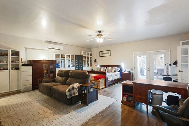 701 E Sul Ross, Alpine, TX 79830