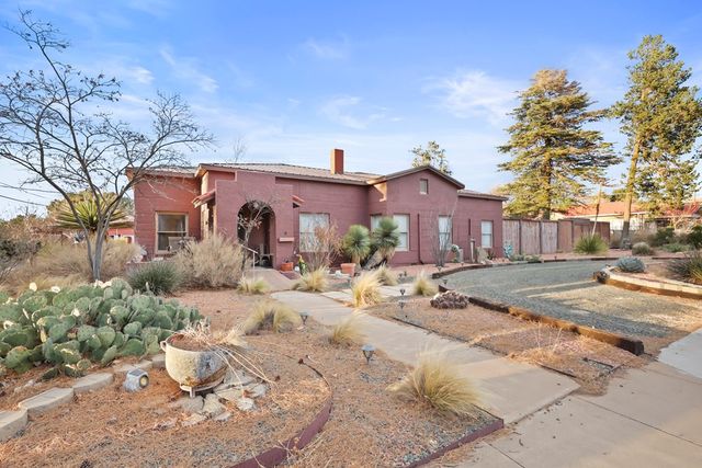 701 E Sul Ross, Alpine, TX 79830
