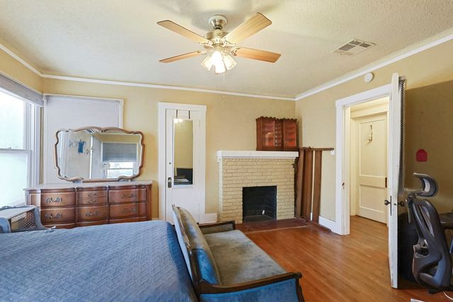 701 E Sul Ross, Alpine, TX 79830