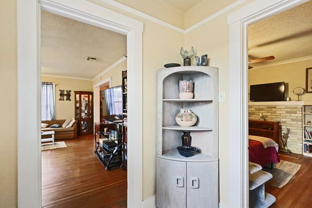 701 E Sul Ross, Alpine, TX 79830